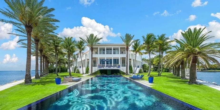 Foto frontal de la casa