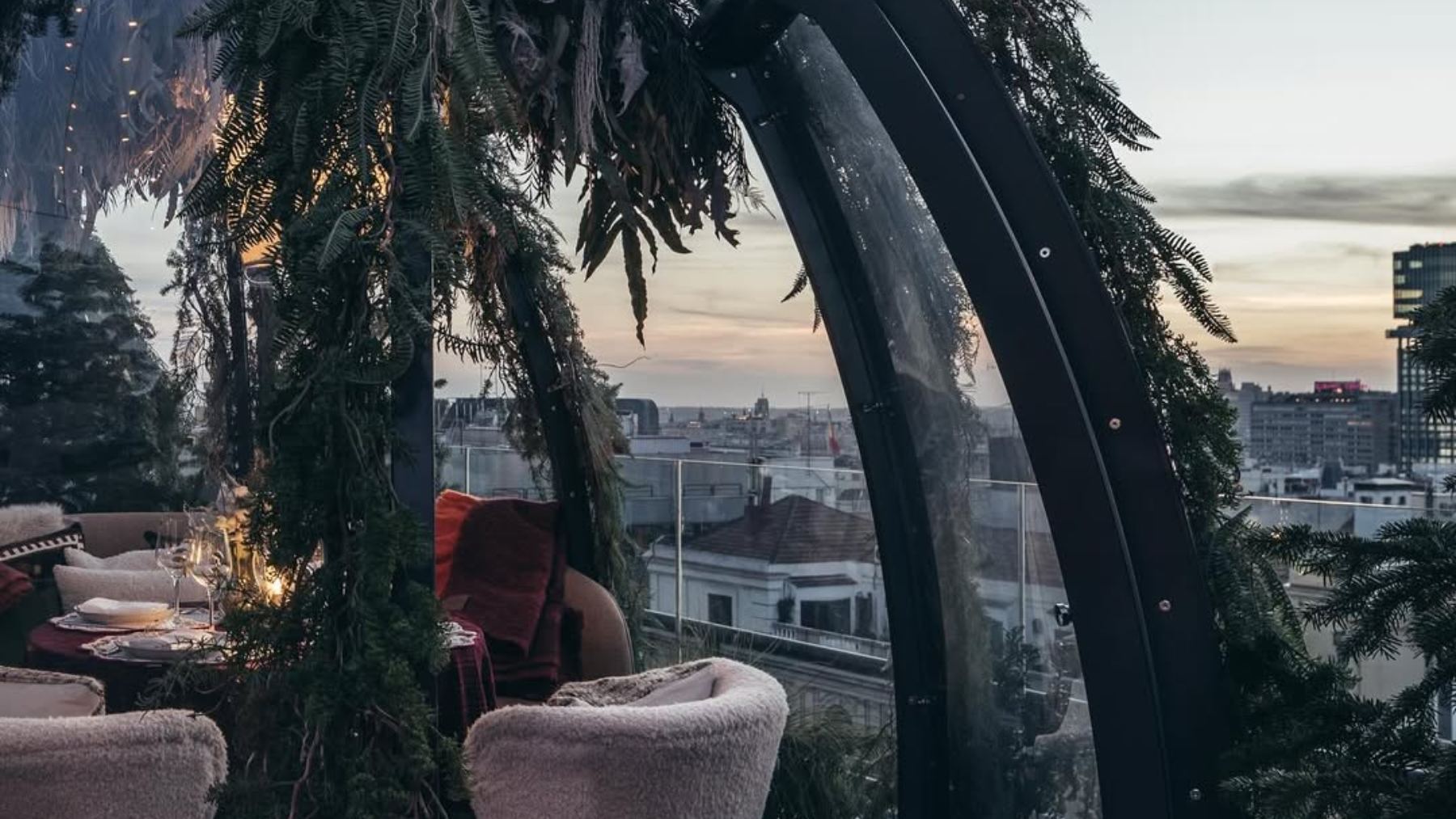 Encendido de luces navideñas en Madrid: los hoteles más exclusivos desde donde disfrutarlo como la