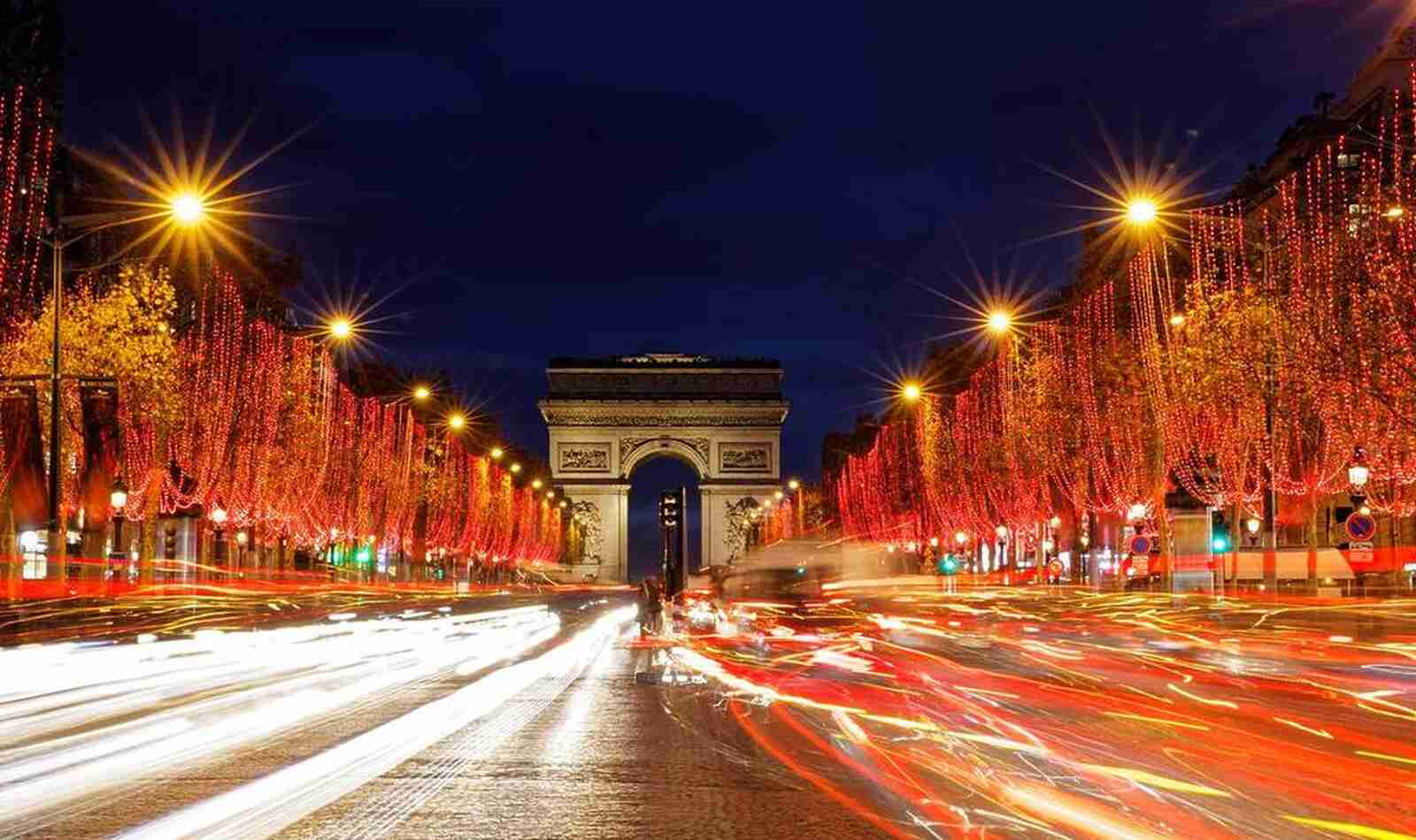 París con las luces encendidas
