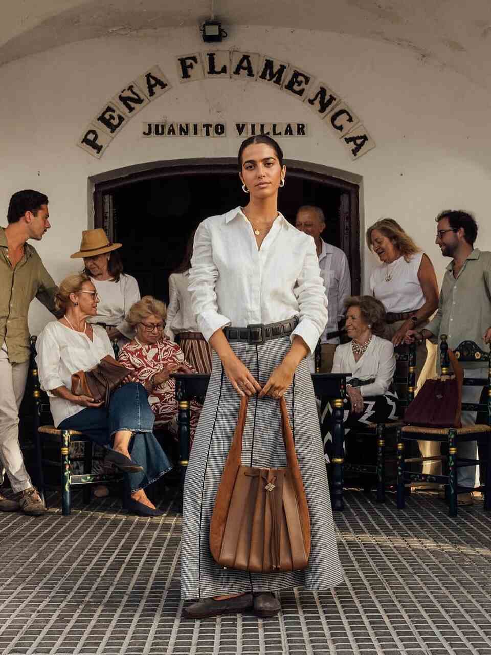 Maese Place pendientes, bolsos