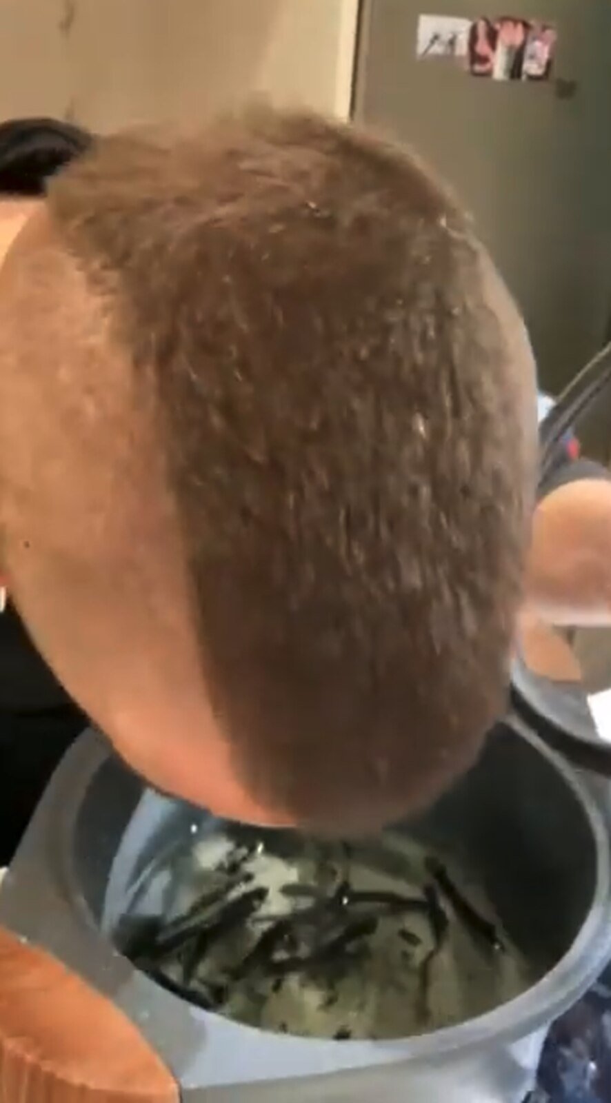 Brasa de rama de limonero para la lubina de Dabiz Muñoz