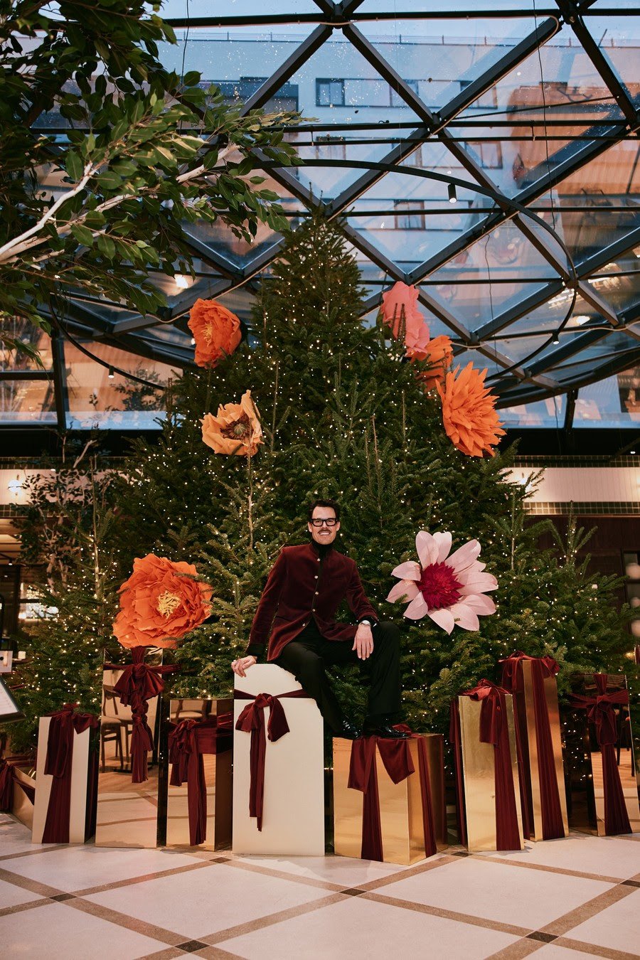 Planes de Navidad en Madrid: desde cenar en un iglú hasta patinar sobre hielo en un hotel cinco estrellas