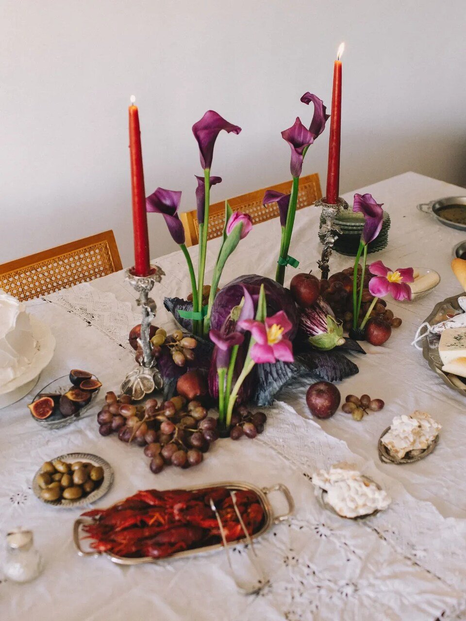 María Matos: «El mayor error al montar la mesa en Navidad son los centros altos, las velas…»