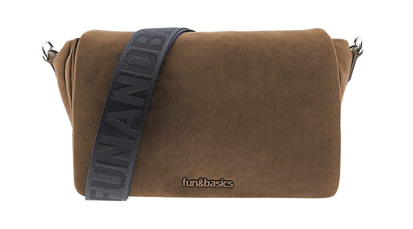 Ideas para regalar a una amante de la moda y vestirla de pies a cabeza