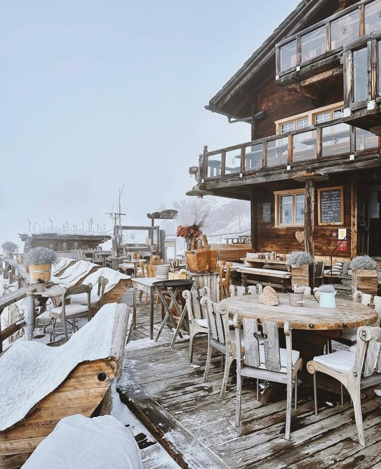 De las pistas a la alta cocina: las escapadas de esquí más exclusivas alrededor del mundo