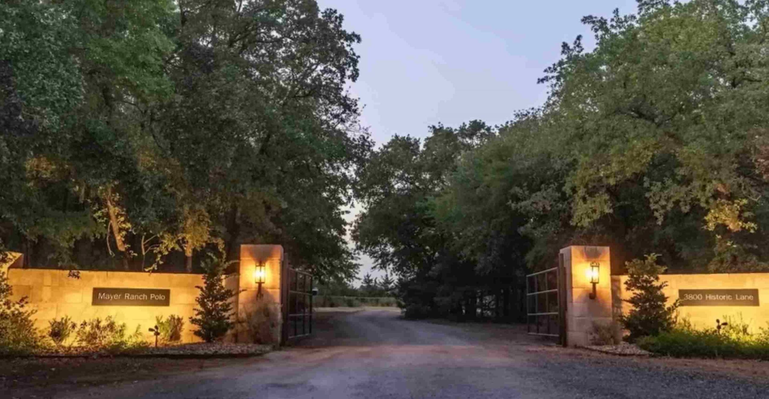 Entrada de la casa del actor
