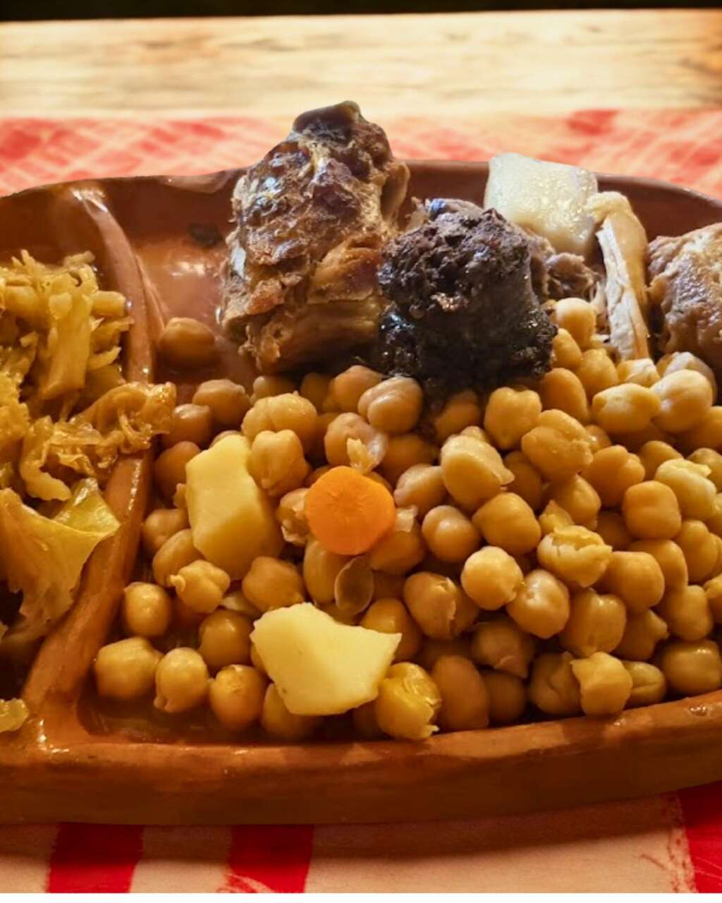 resstaurante plato de cuchara