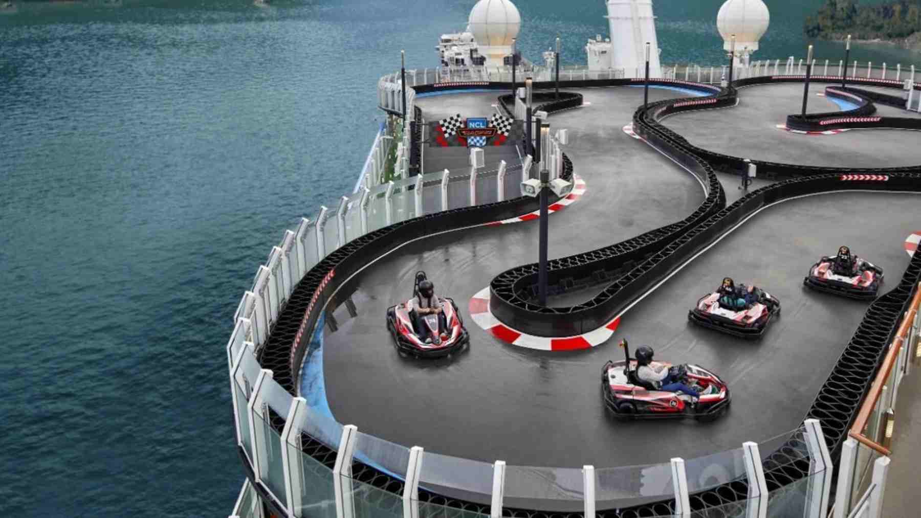 Karting en cubierta y visita a una de las 7 maravillas: así es la experiencia en este crucero
