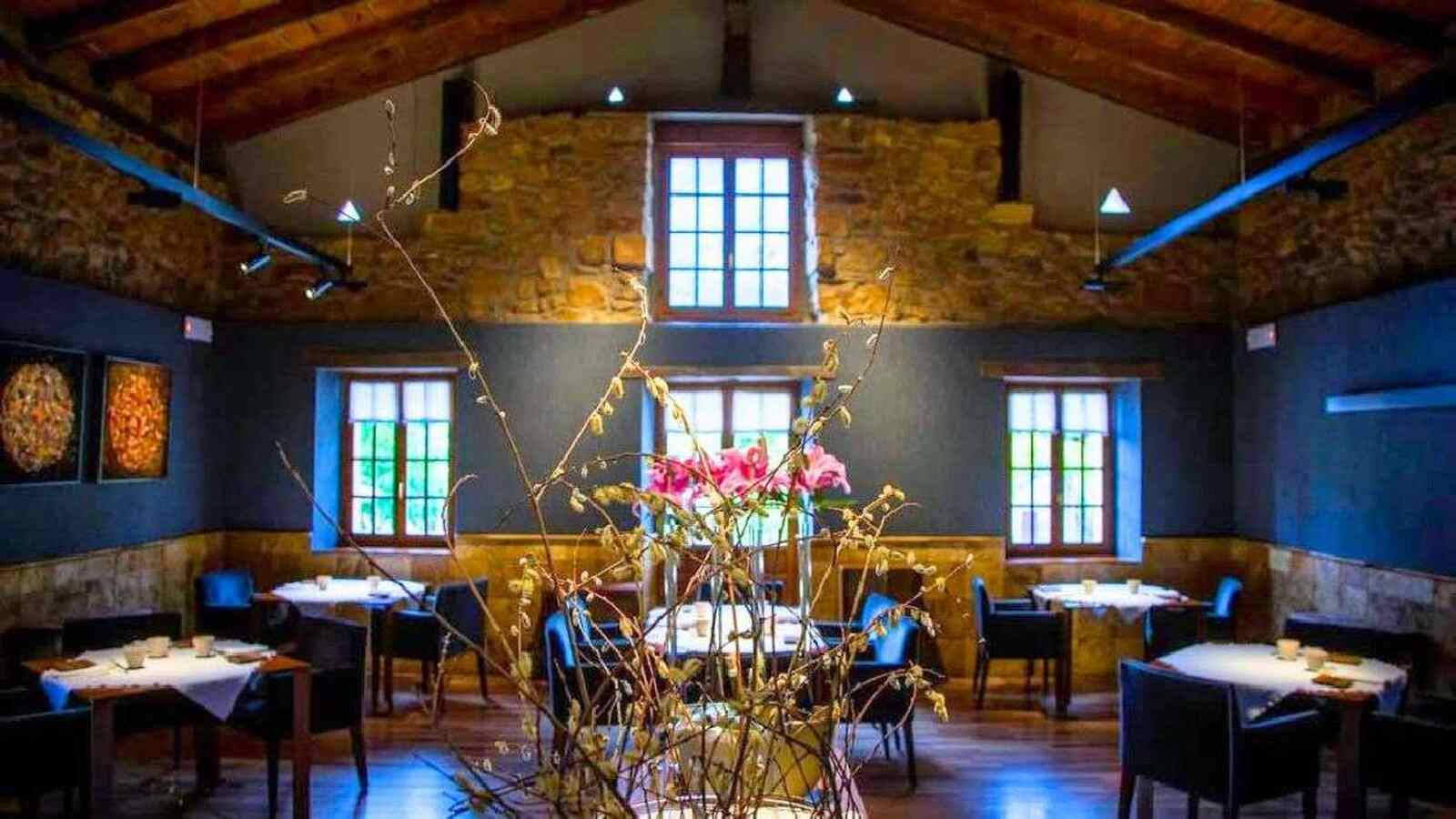 Interior del asador que ha probado Eva Longoria