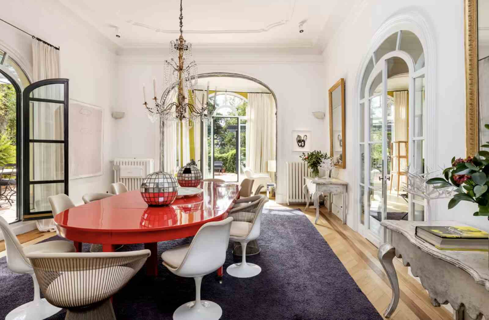 Salón de la casa de Barcelona de Woody Allen