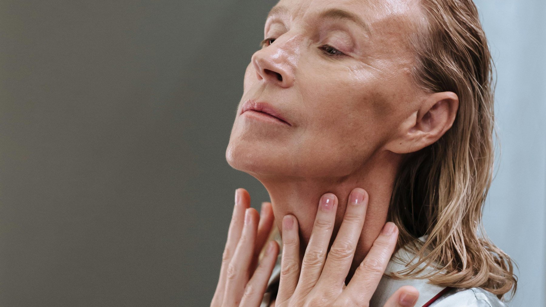 Cómo frenar el envejecimiento de la piel: Los retinoides estimulan la renovación celular y el colágeno