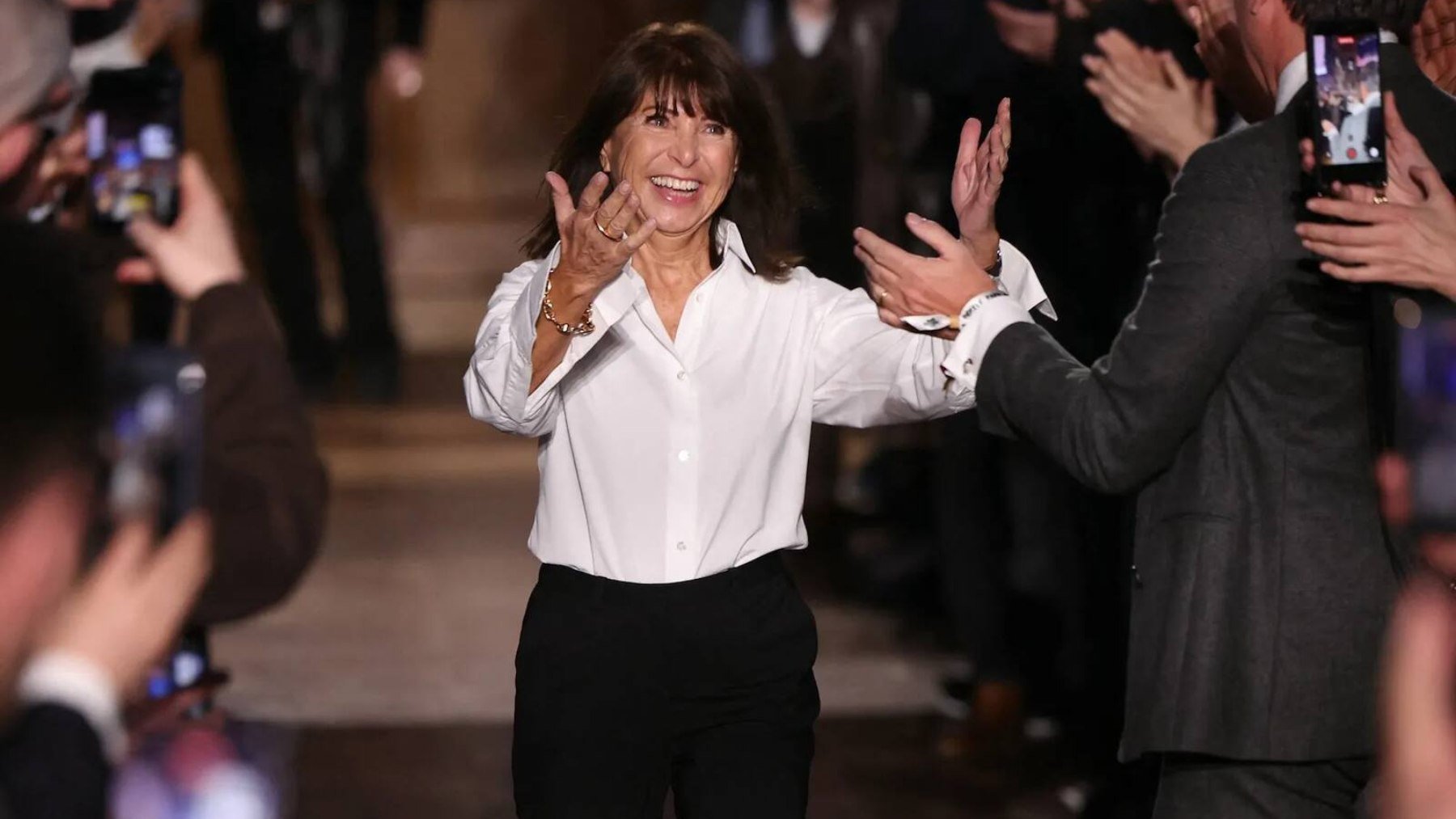 Hermès cierra una era de casi 40 años: cuero y cocodrilo en la última colección de Véronique Nichanian