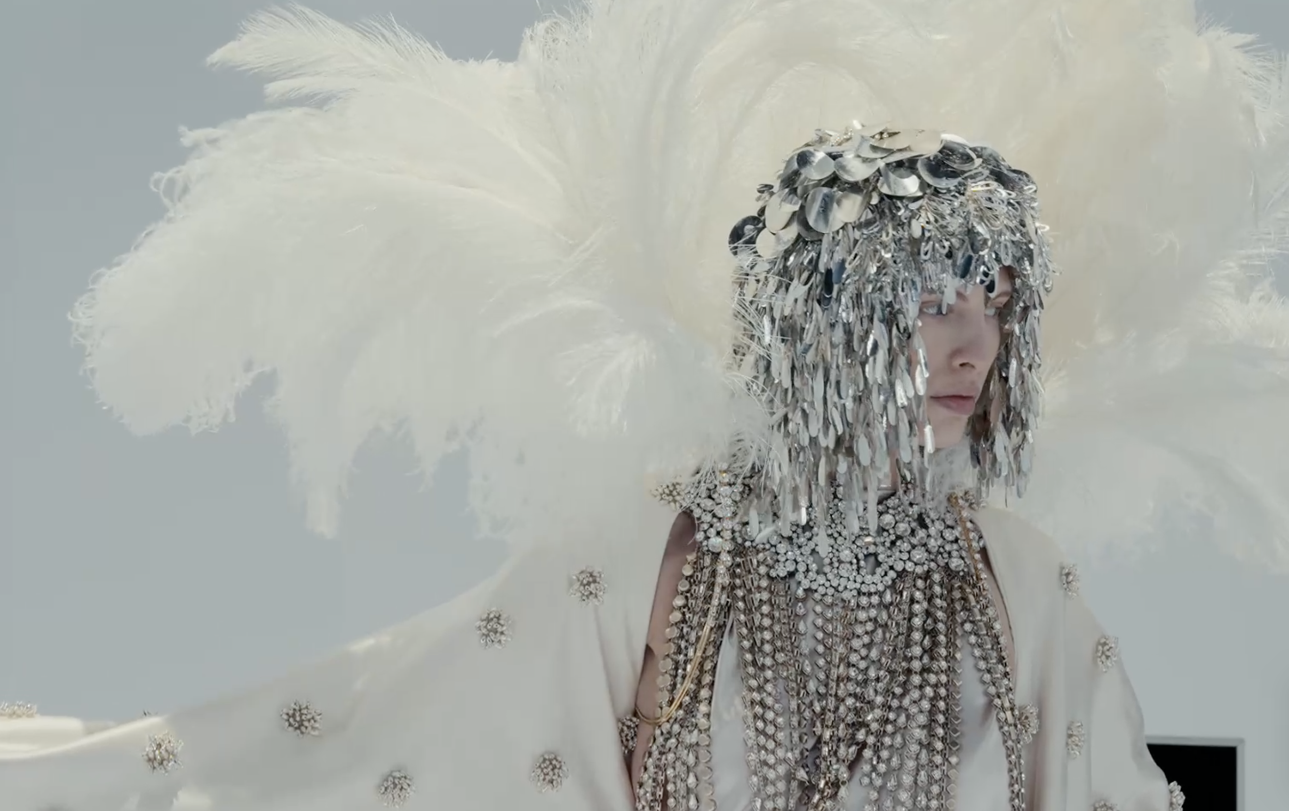 valentino paris front row