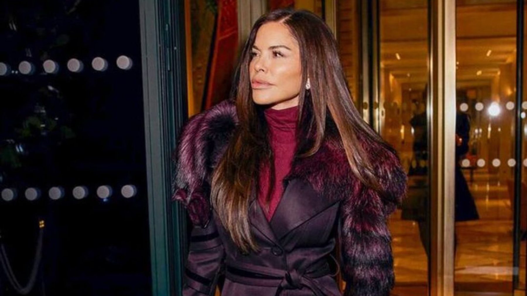 Lauren Sánchez posando en París