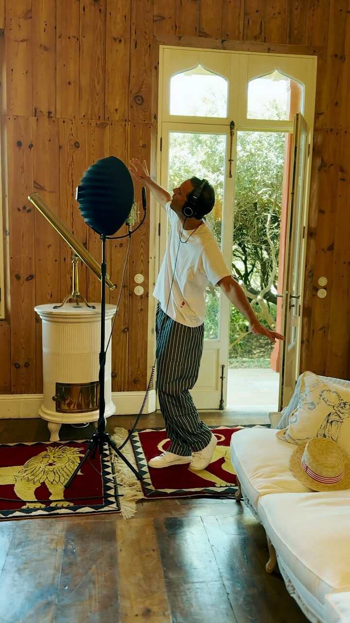 mika casa toscana italia