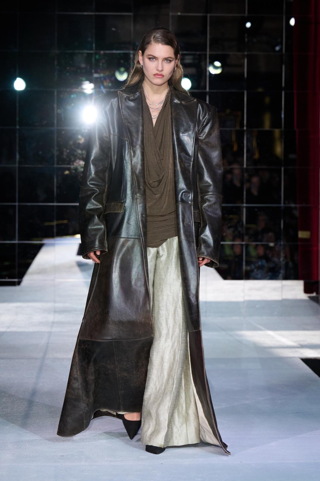 Las tendencias de la Fashion Week de Berlín 2026: vuelta a los 2000, el legado de Marlene Dietrich…