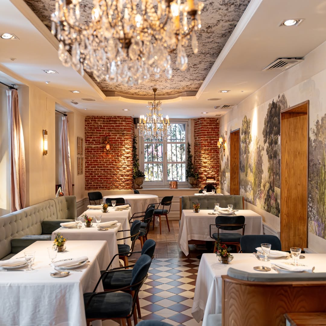 sara carbonero restaurante cumpleaños