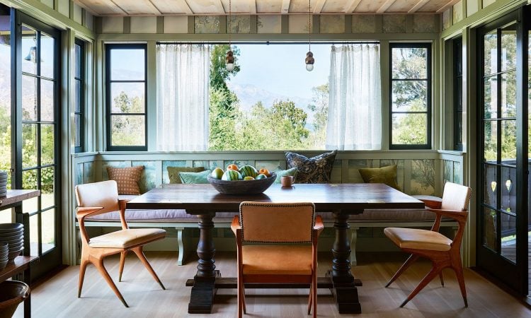 Así es la casa de Anne Hathaway: fue propiedad de Yves Saint Laurent y cuesta más de 4 millones