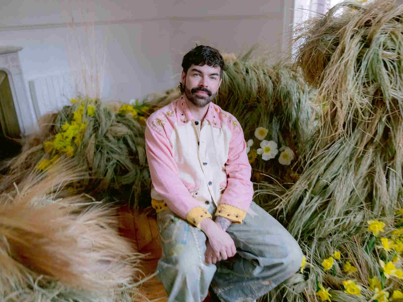 Mikey Putnam posando en Madrid Blooms