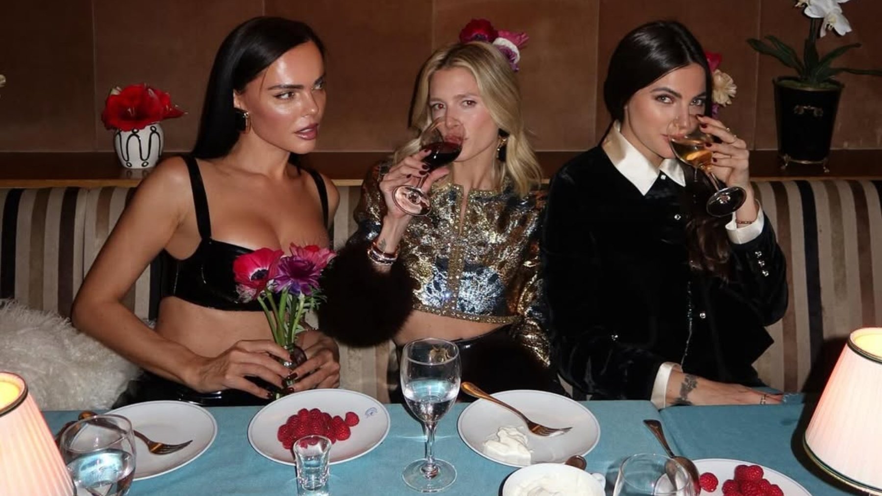 cena amigas san valentin