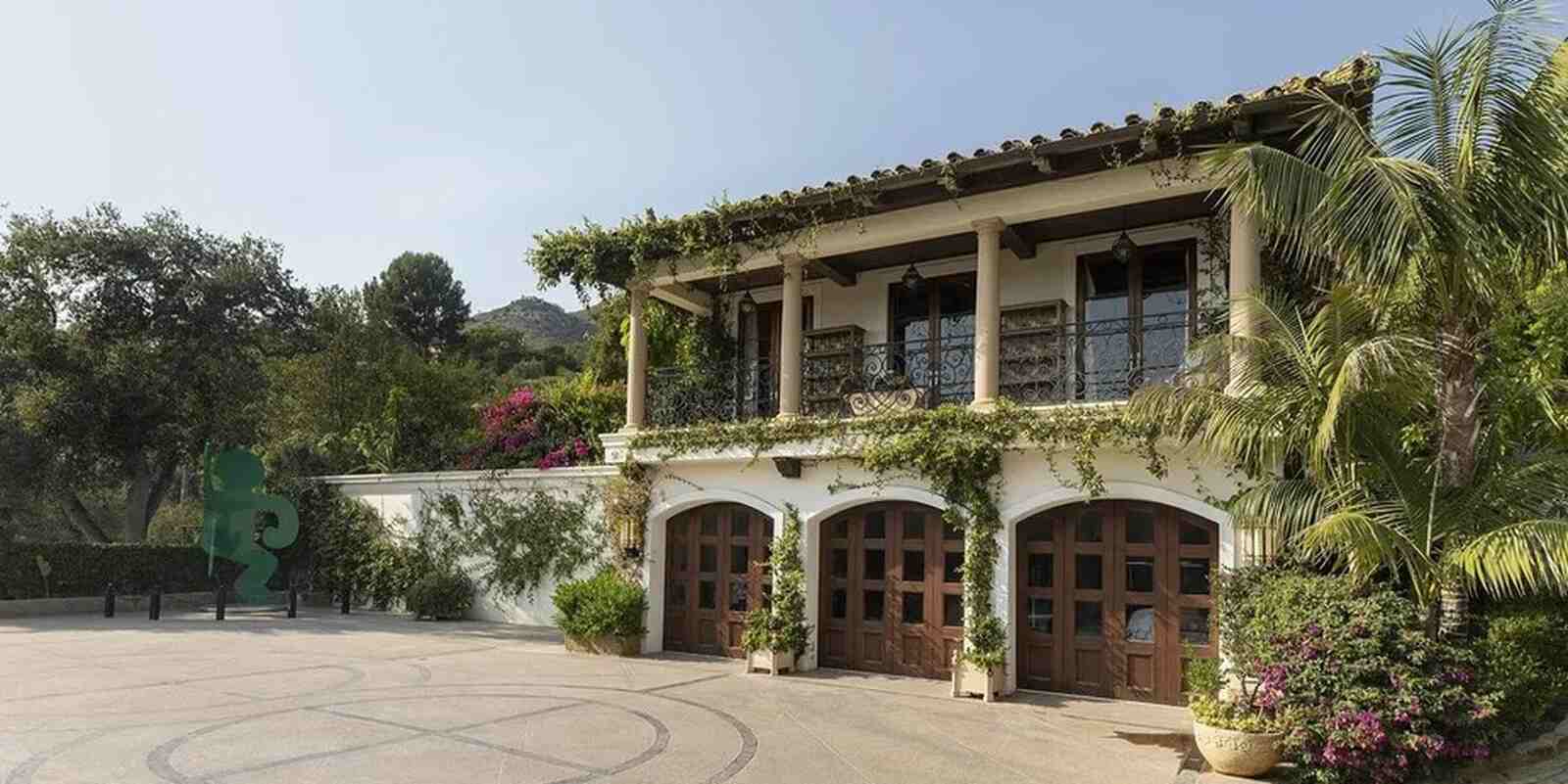 Parte del garaje de la casa de Harry y Meghan Markle