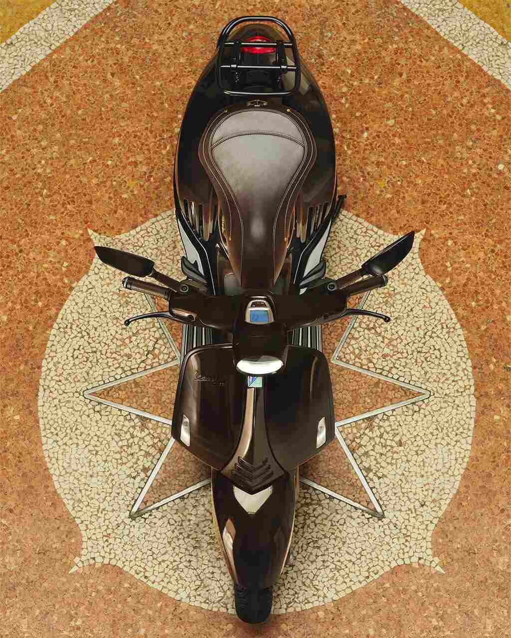 vespa 946 horse caballos