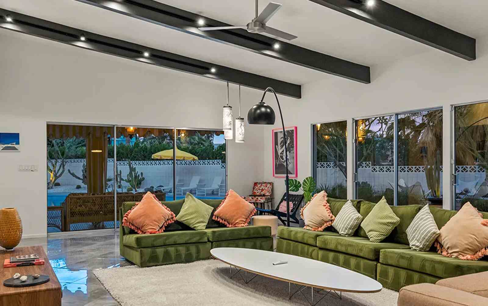 Salón de la casa de la actriz