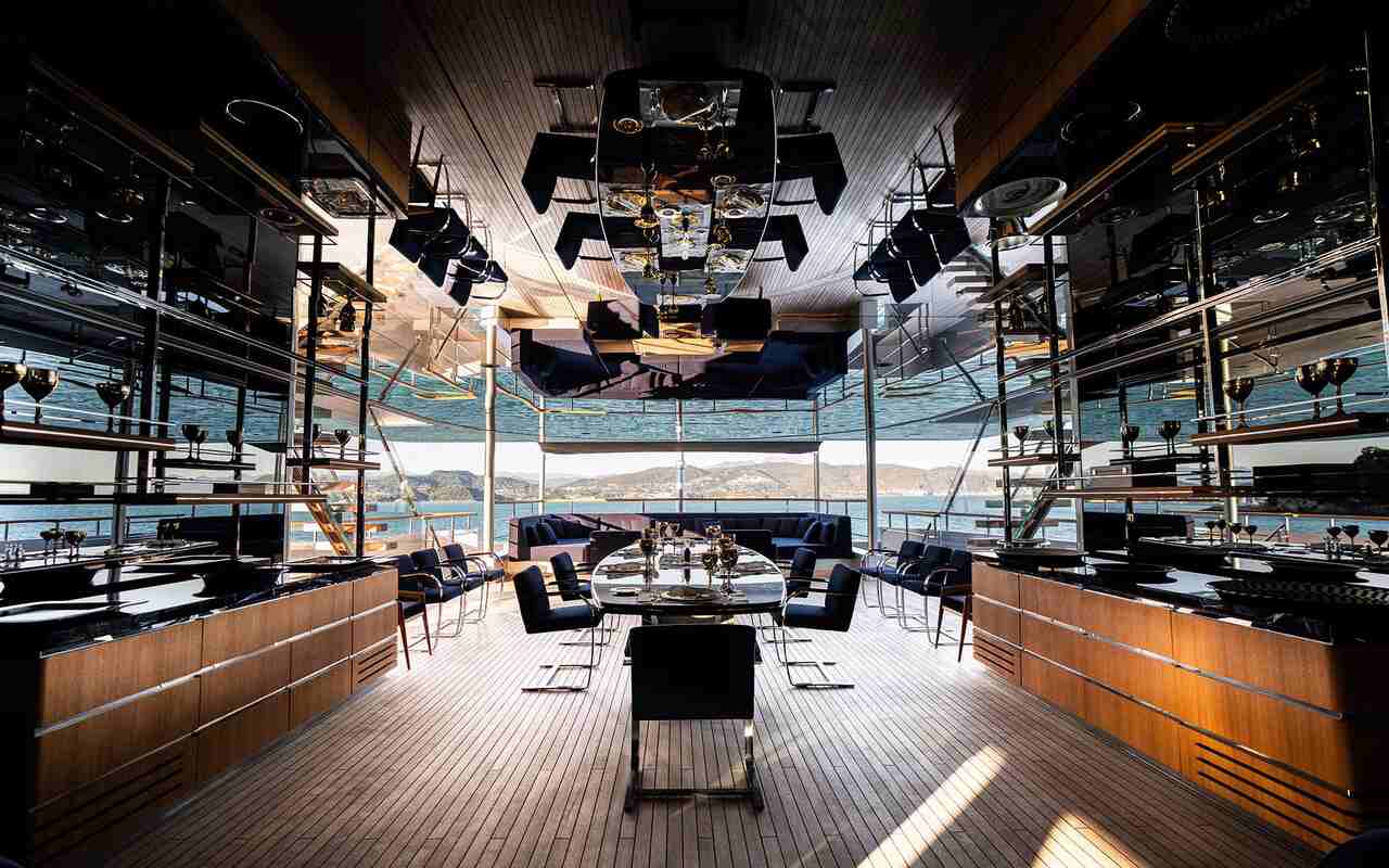 yate stefano Gabbana