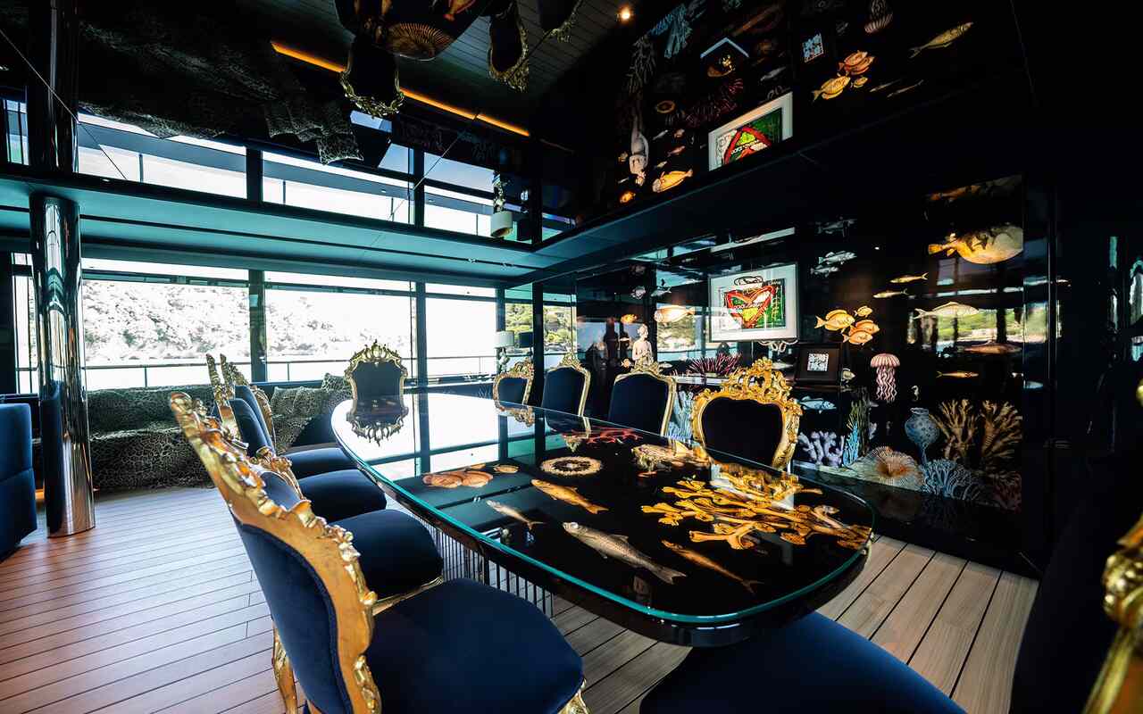 yate stefano Gabbana