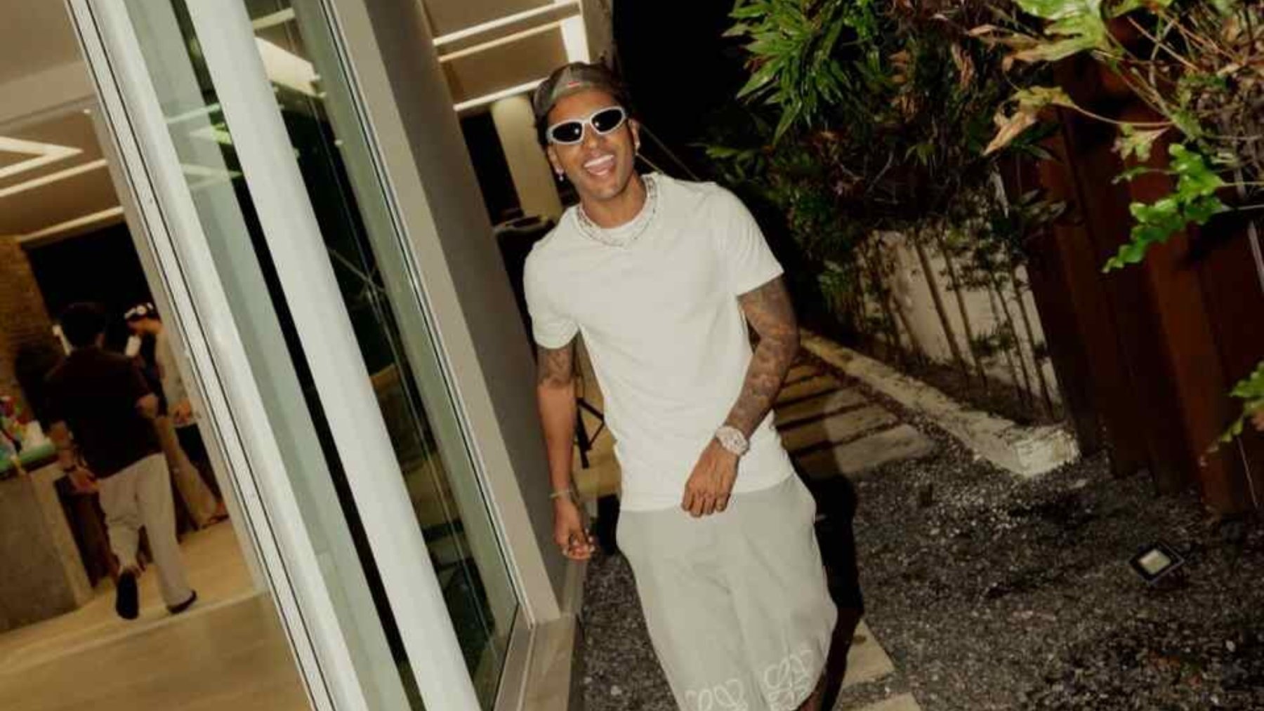 Así es la casa de Rodrygo valorada en 10 millones, en La Moraleja: spa, piscina climatizada...