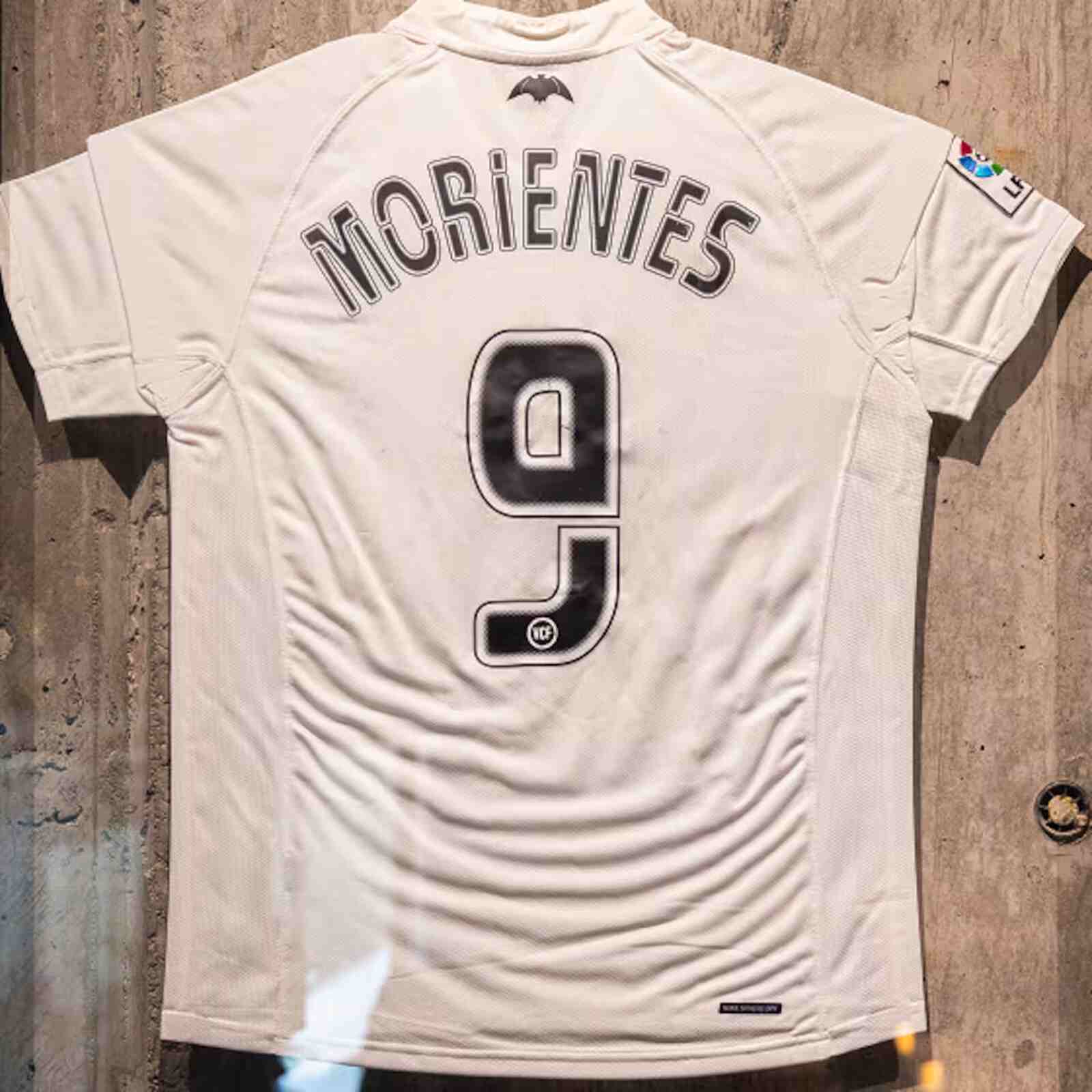 Camiseta de Fernando Morientes en su museo