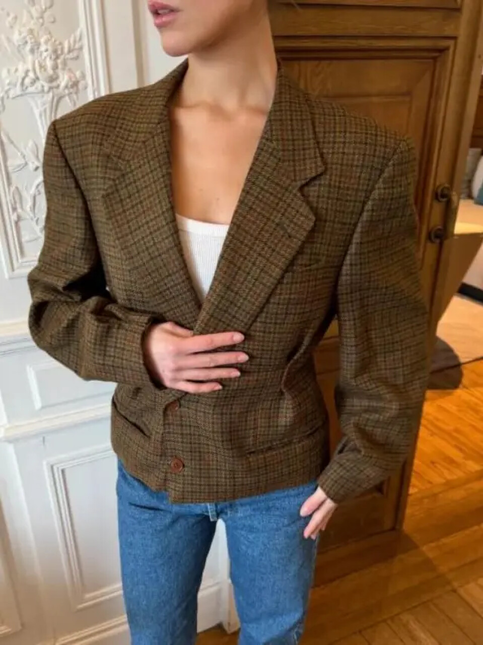 La chaqueta ‘bomber’ de María Pombo: cuesta 90 € y es de una marca bilbaína que tunea blazers masculinas