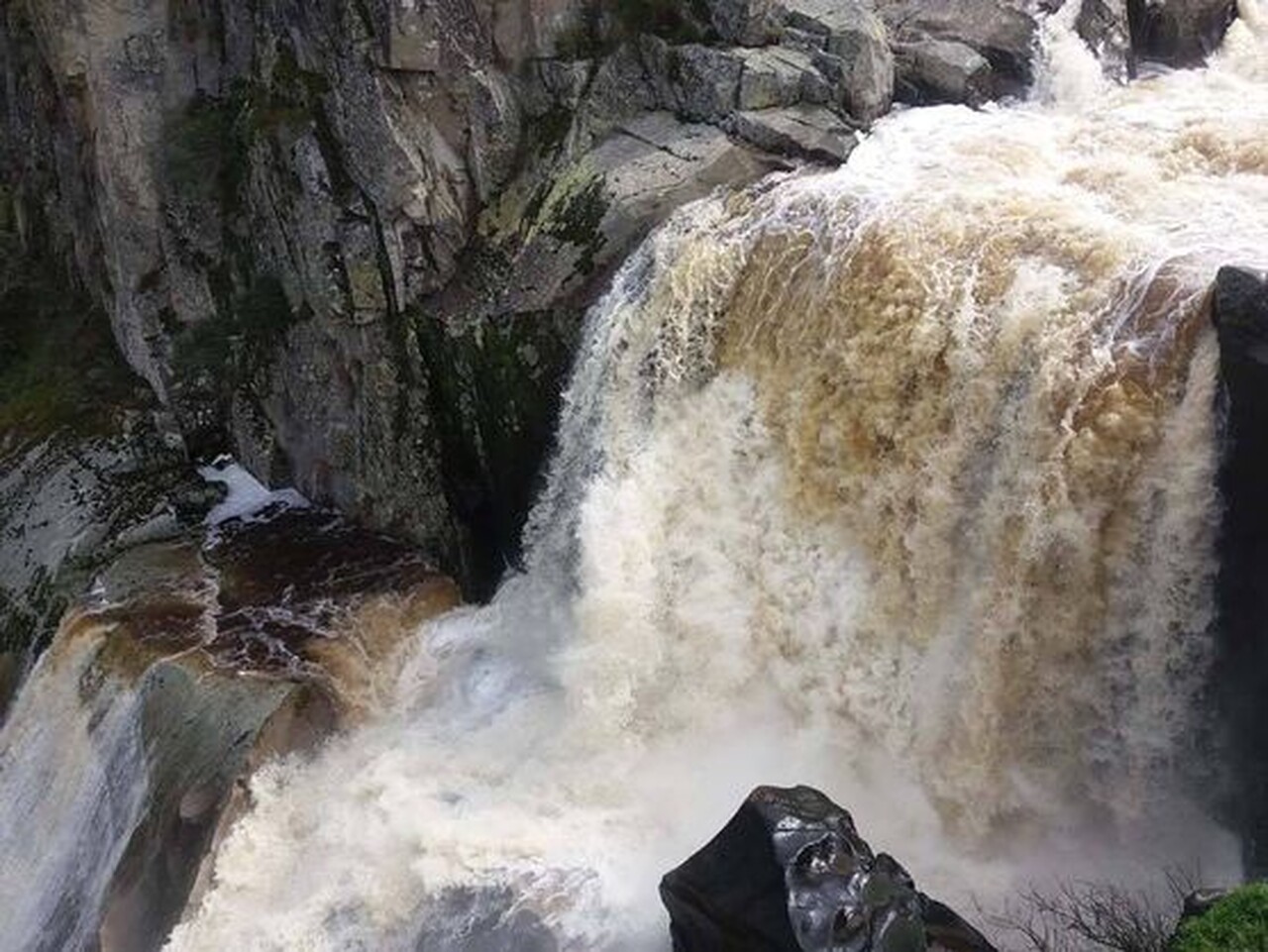 Parecen las cataratas del Niágara, pero están en España: la escapada ideal para Semana Santa