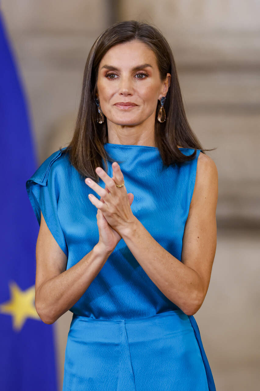 reina letizia manicura