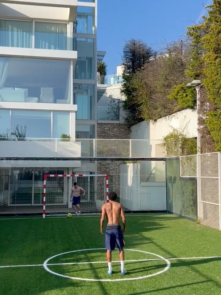 Así era la vida de Shakira en España antes de separarse de Piqué y vender su casa a Lamine Yamal