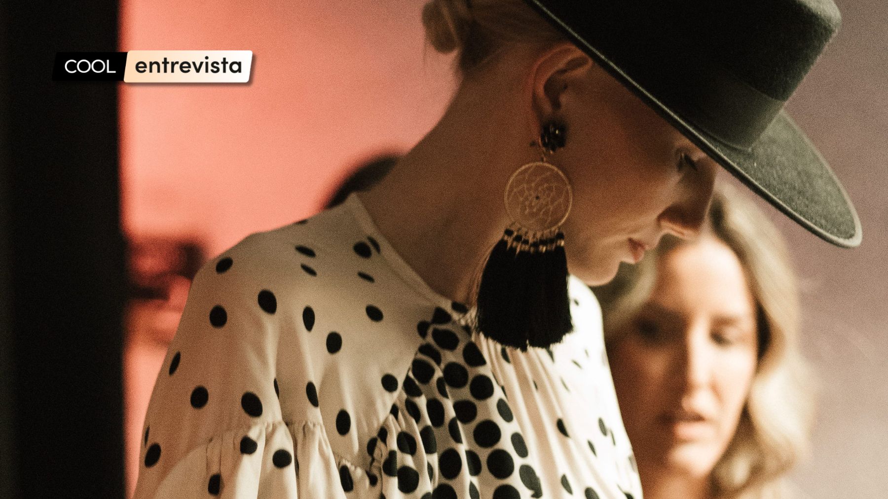 Lola Jiménez ha vestido a Ayuso, Lourdes Montes… y tiene los vestidos de invitada perfectos para la Feria