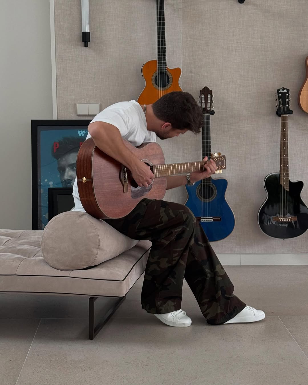 La casa de Pablo Alborán en Boadilla del Monte: un oasis de 2 millones con estudio de música