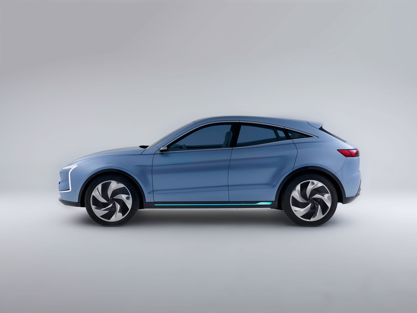 suv abandonado chino