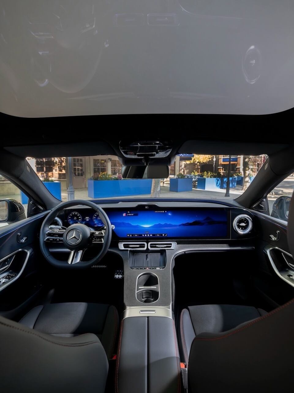 mercedes benz interior coche electrico