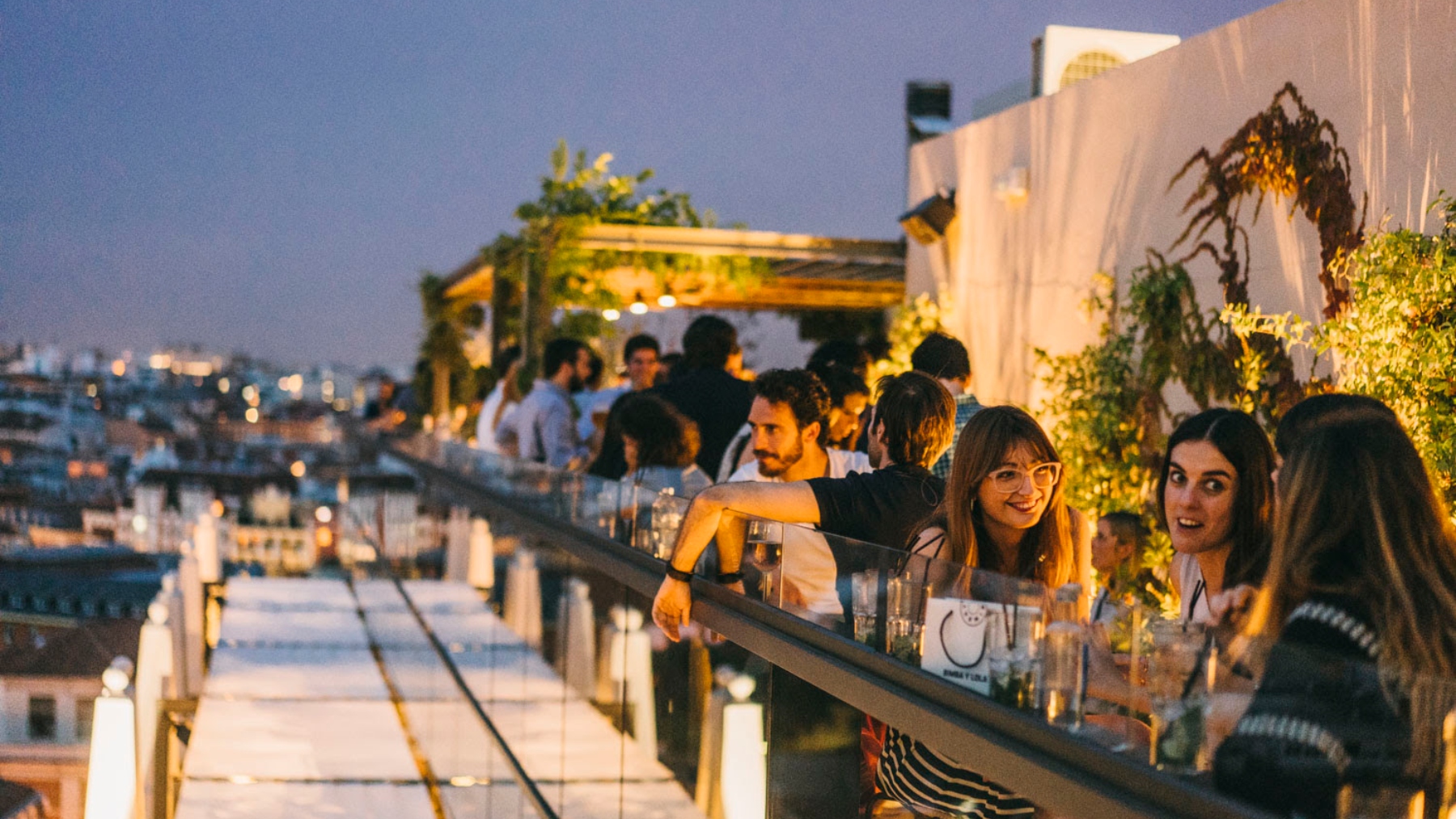 Las terrazas imprescindibles de Madrid: un recorrido muy COOL para exprimir la ciudad al aire libre