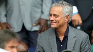 José Mourinho, durante un partido. (Getty)