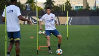 James Rodríguez durante el entrenamiento de Colombia en Miami. (Foto: fcf.com)