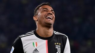 Danilo, durante un partido con la Juventus. (AFP)