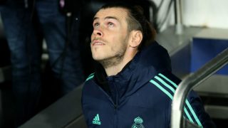 Bale, antes de salir al césped del Bernabéu ante el PSG. (Getty)