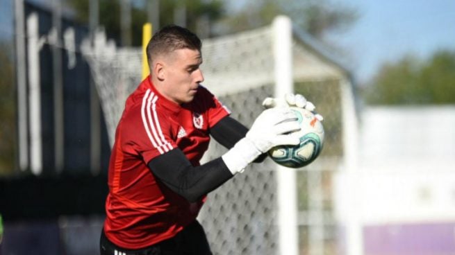 Lunin, en un entrenamiento con el Valladolid.