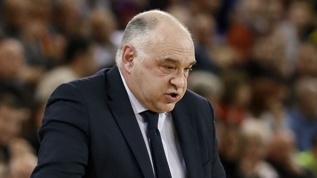 Pablo Laso, durante el Clásico entre Barcelona y Real Madrid (EFE).