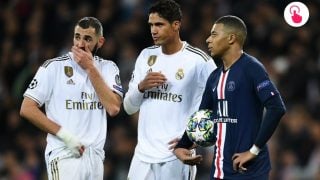 Benzema y Varane, junto a Mbappé. (Getty)