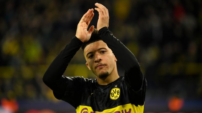 Sancho, durante un partido con el Dortmund (AFP).