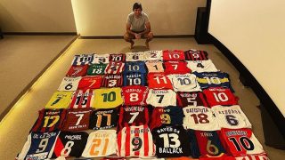 Raúl González desveló parte de su gran colección de camisetas de fútbol. (Instagram)