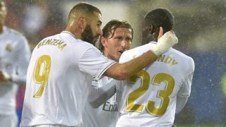 Mendy, Benzema y Modric durante un partido. (AFP)